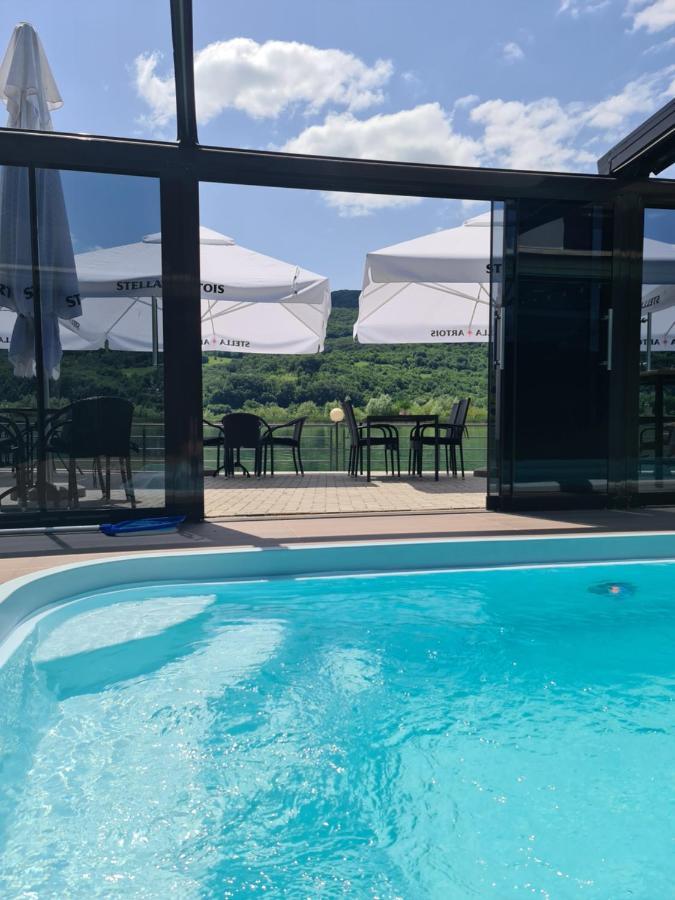 Montekarlo Na Drini Bed & Breakfast Mali Zvornik Ngoại thất bức ảnh