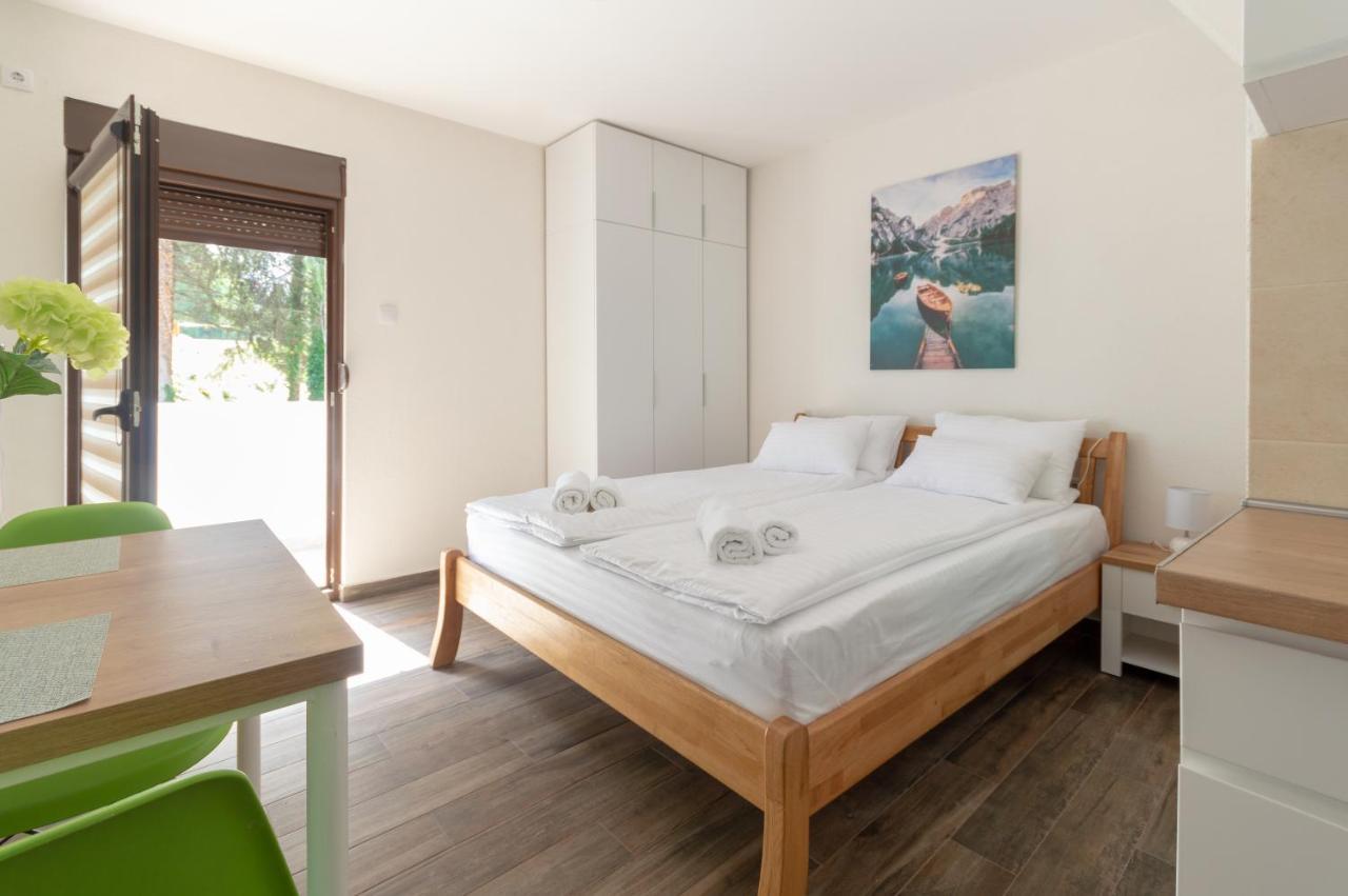Montekarlo Na Drini Bed & Breakfast Mali Zvornik Ngoại thất bức ảnh
